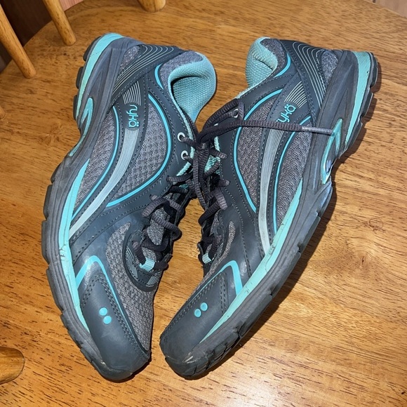 Ryka Sky Walk Walking Sneaker 8 - Picture 3 of 8